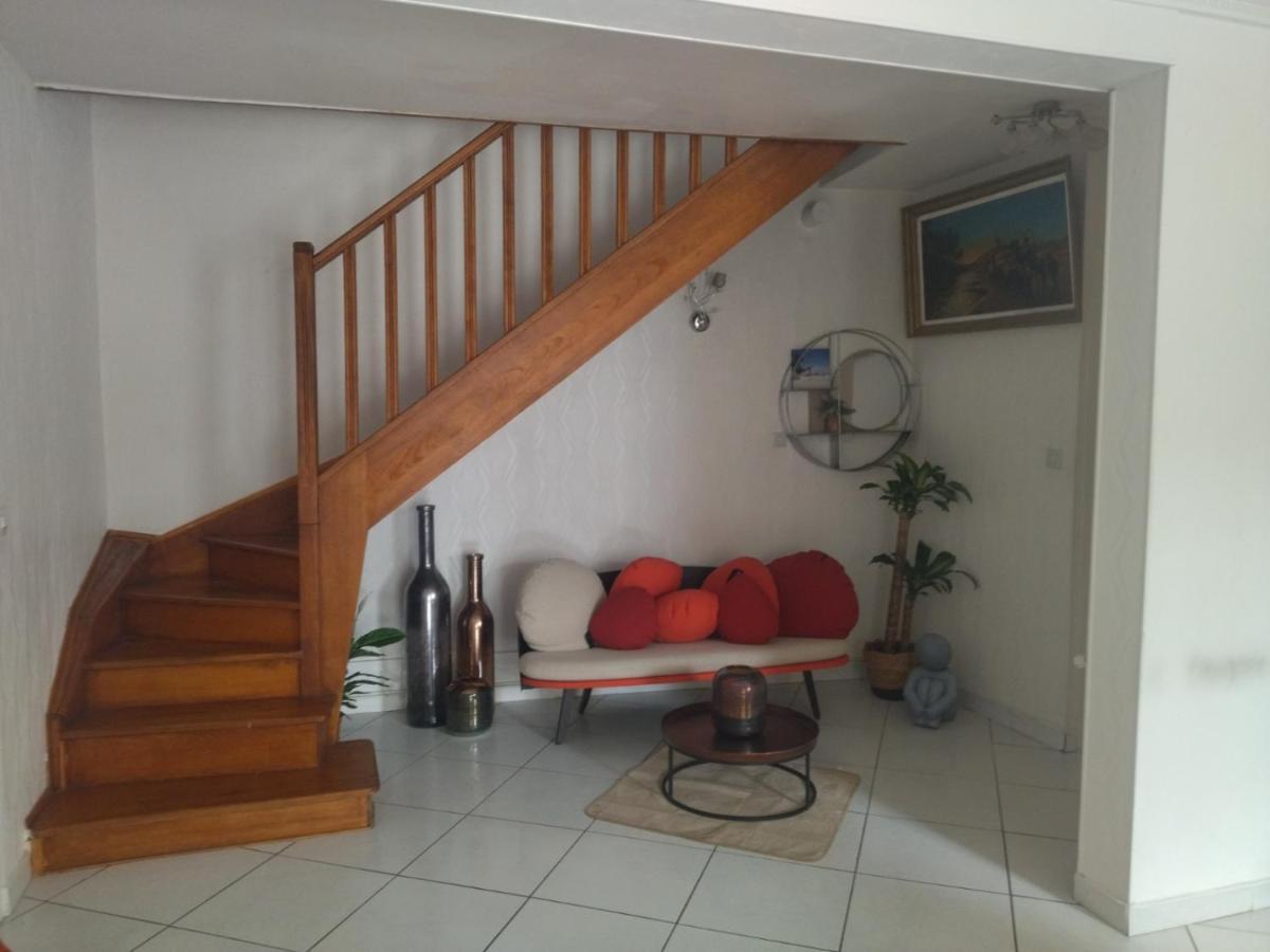 Chambre Moon Ray Proche Paris Apartment สแตงส์ ภายนอก รูปภาพ