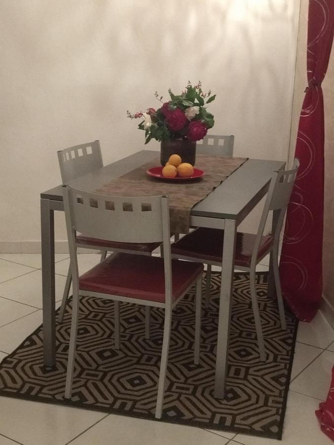 Chambre Moon Ray Proche Paris Apartment สแตงส์ ภายนอก รูปภาพ